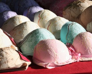 smackdown_bras1